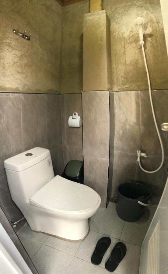 Khloe Serenity Guest House Batuan Экстерьер фото