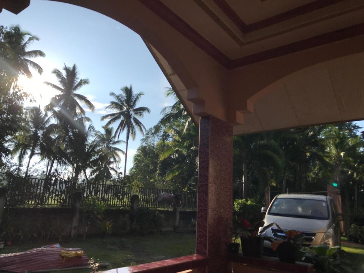 Khloe Serenity Guest House Batuan Экстерьер фото
