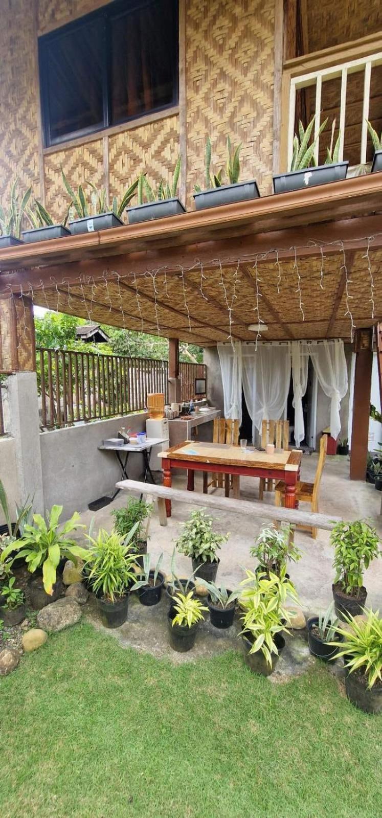Khloe Serenity Guest House Batuan Экстерьер фото
