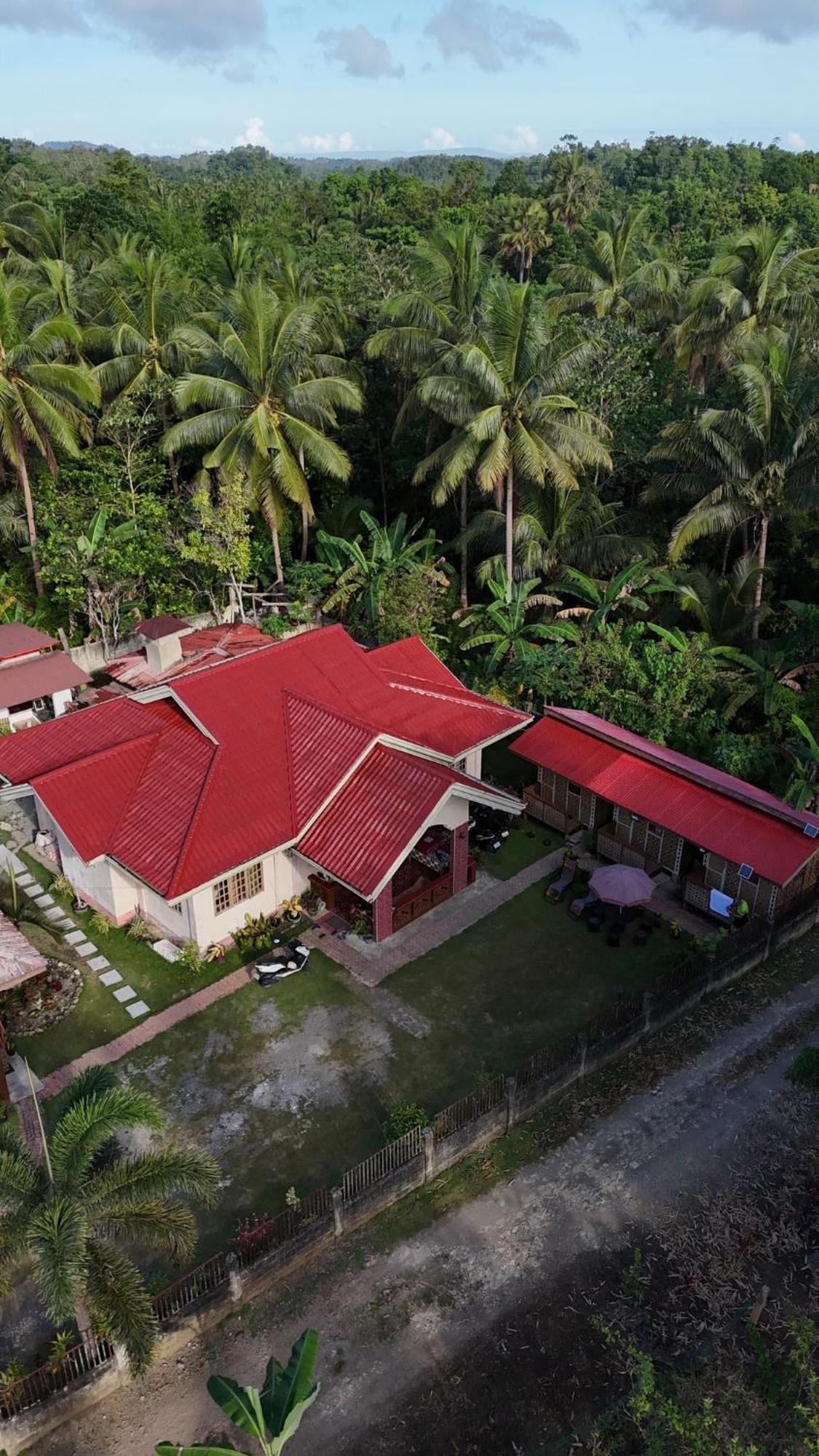 Khloe Serenity Guest House Batuan Экстерьер фото